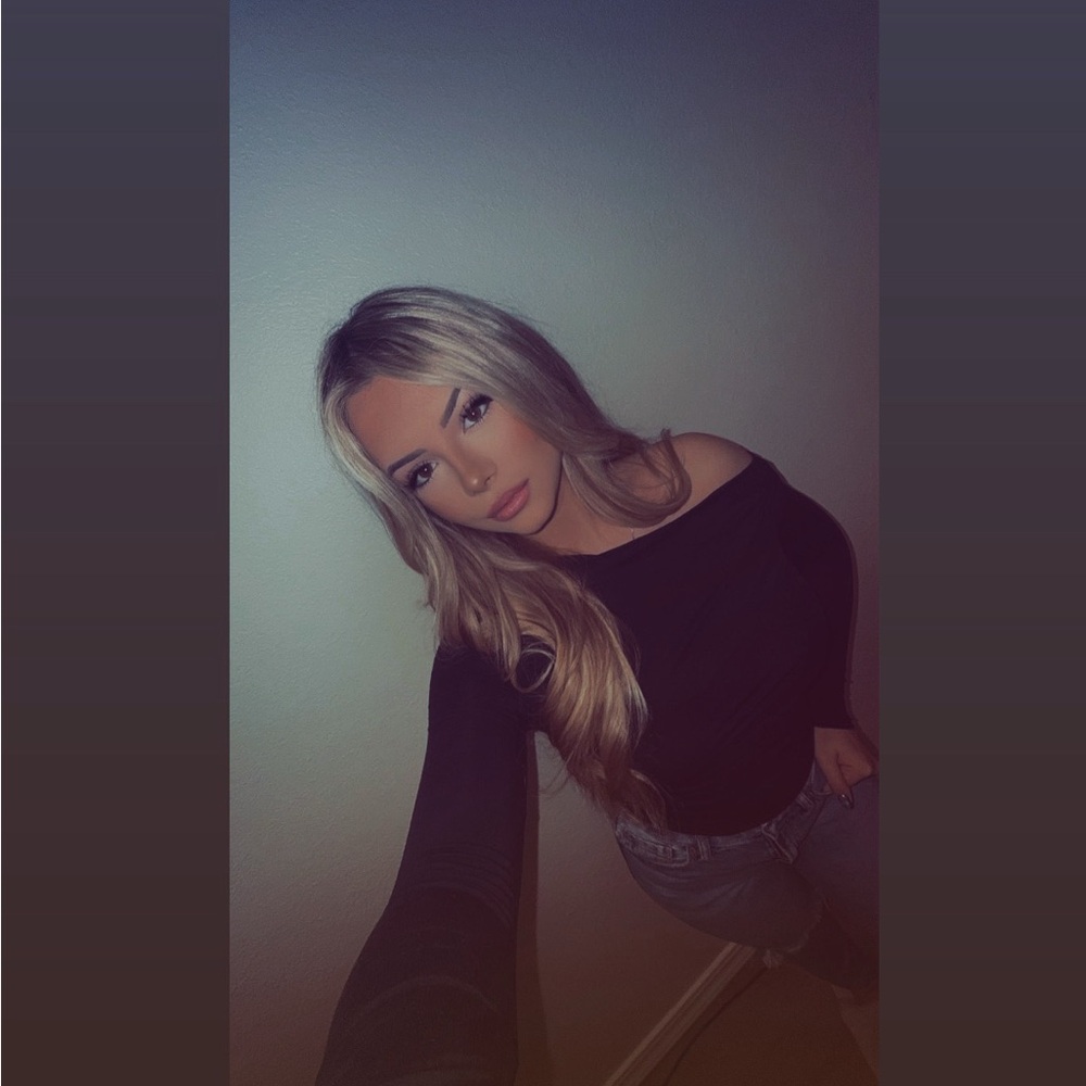 Meet your Posher, Karina